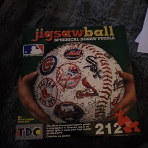 New collectors mlb sperical jigsaw Baseball